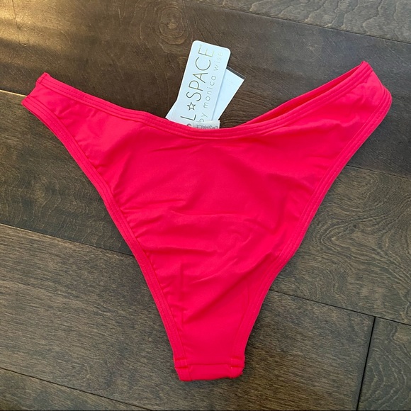 L*Space X REVOLVE Whiplash Bottom - Picture 5 of 7